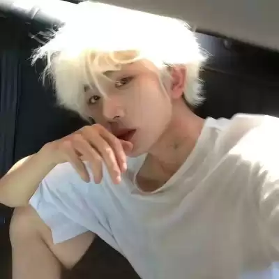 邱湛蓝